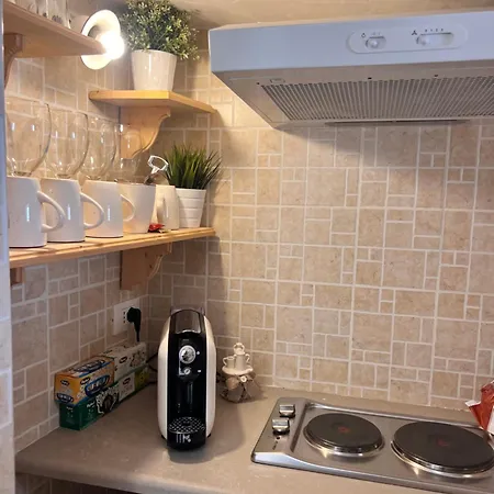 In Trulli منتجع ألبيروبيللو