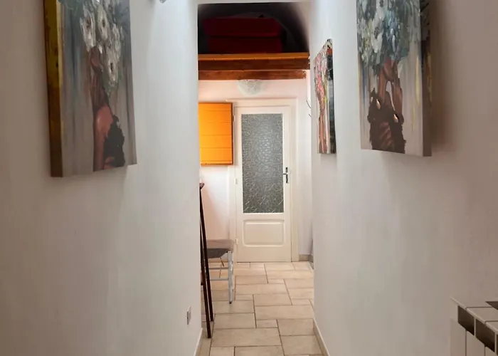 In Trulli Курортный комплекс 2*