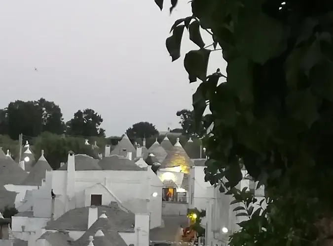 In Trulli אתר נופש 2*